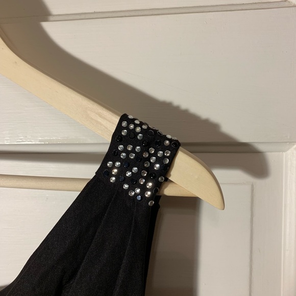 Ruby Rox One Shoulder Dress - Picture 3 of 7